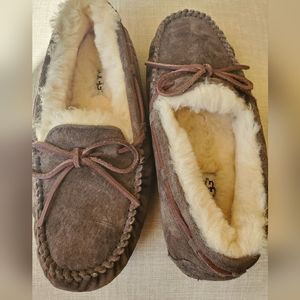 Ugg Dakota Slippers - Size 7
